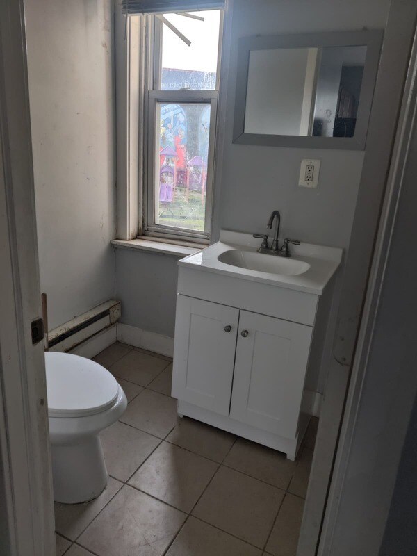 Building Photo - 5210 Master St