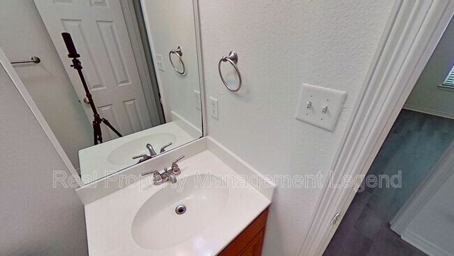 Building Photo - 3706 Karlie Way
