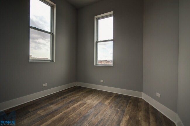 Floorplan - 1758 W. 21st Pl. / 2115 S. Wood St.