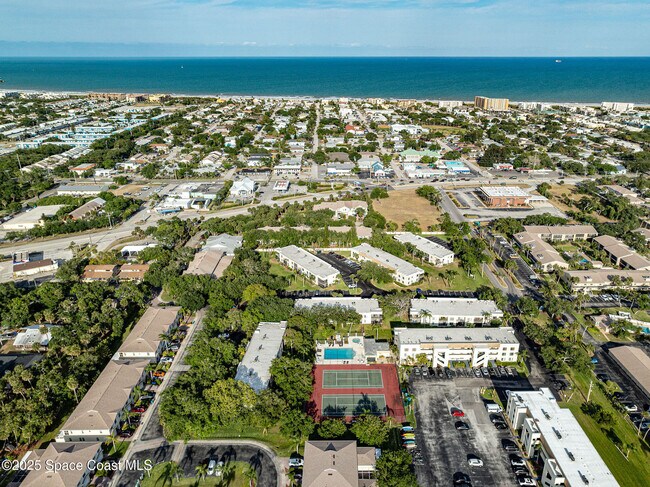 Building Photo - 200 International Dr