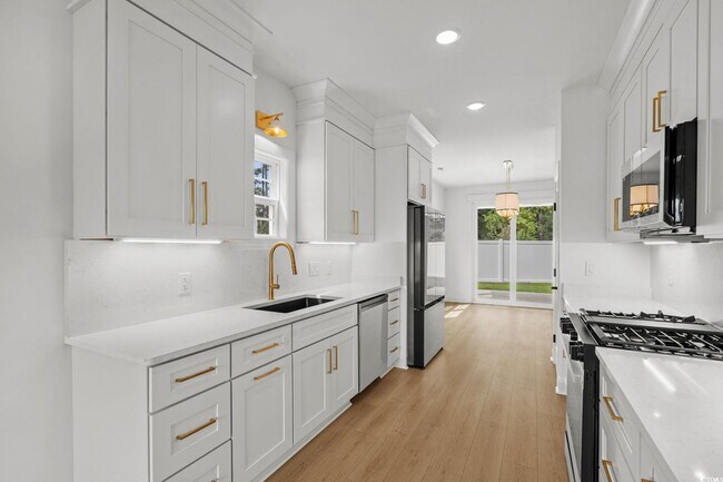 Building Photo - 113 ARBOR RIDGE CIR