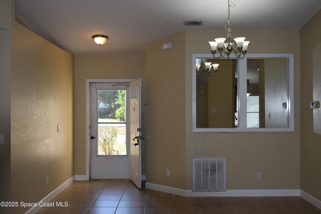 Building Photo - 719 Samuel Chase Ln