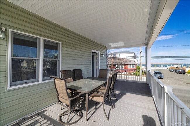 Building Photo - 105 Arizona Ave