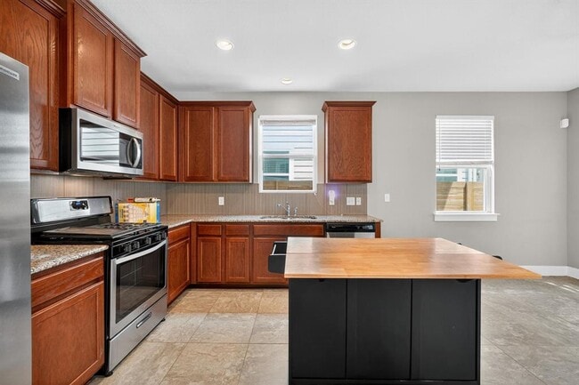 Building Photo - 7403 Brynner St
