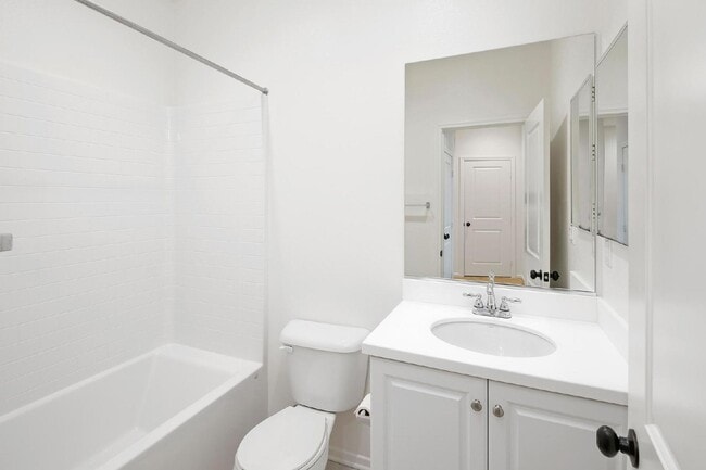 Building Photo - Village of Escaya - 3 Br 2.5 Ba - 2 car attached garage - must see this fabulous community!