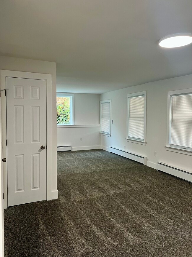 Building Photo - 2621 Mill Rd