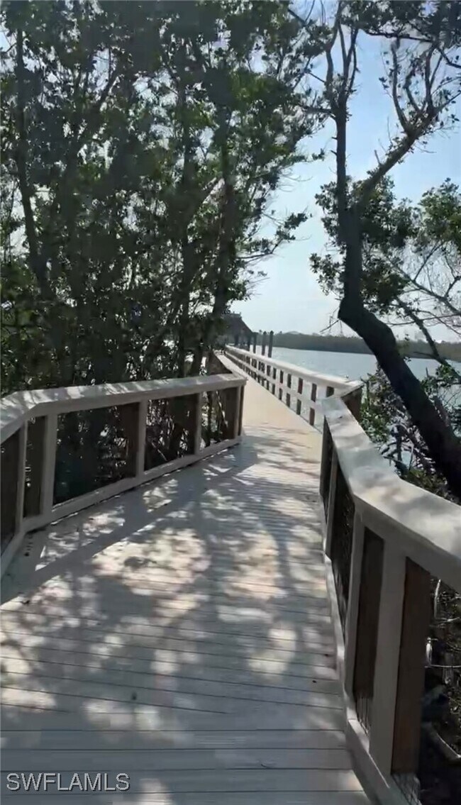 Building Photo - 15260 Cedarwood Ln