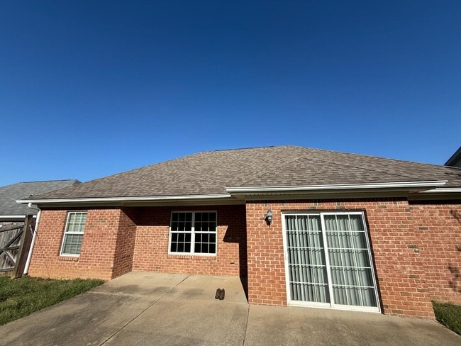 Building Photo - 6313 Sky Crest Ct