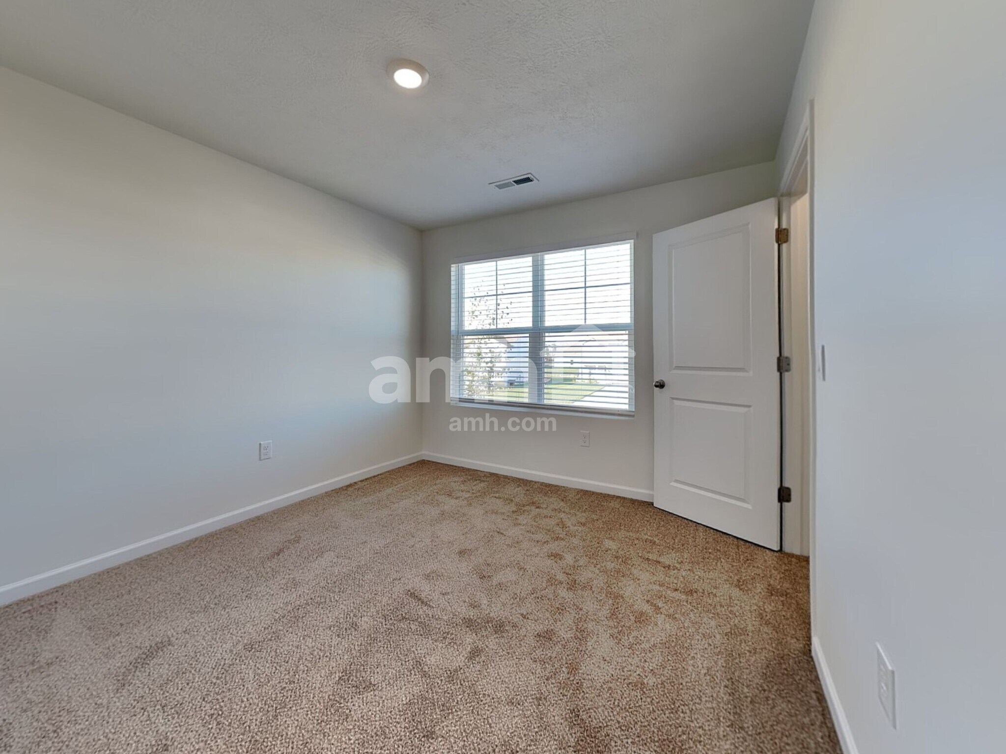 Building Photo - 912 Nelson Pl