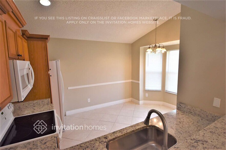 Building Photo - 2900 Cool Breeze Cir