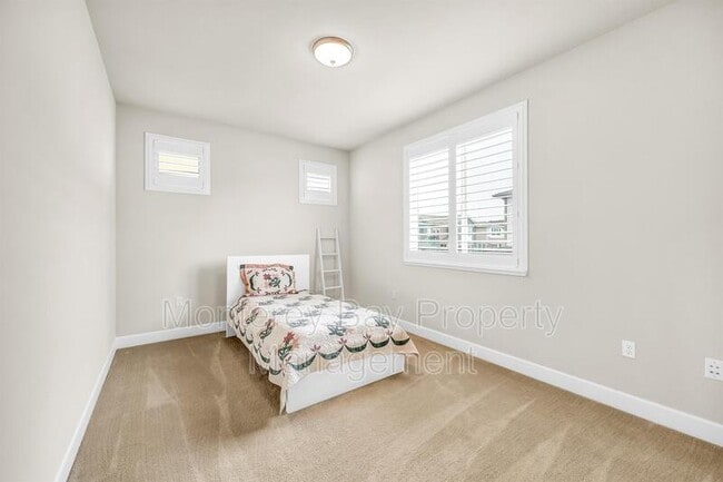 Building Photo - 228 9th St