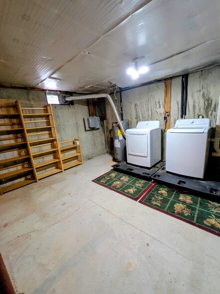 Building Photo - 6B Beatrice St