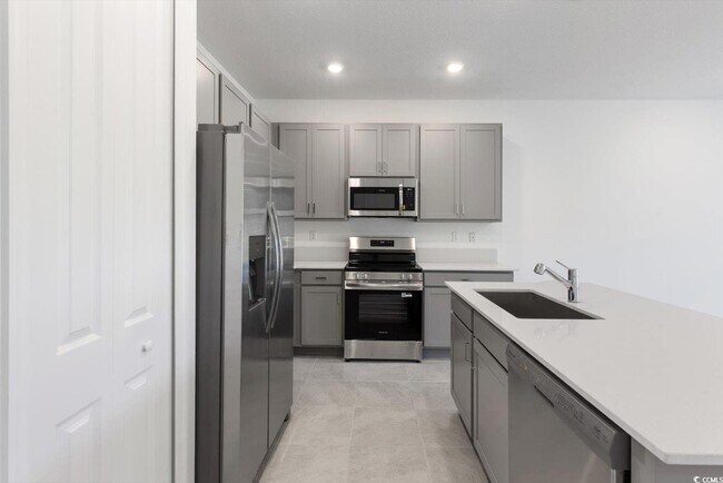 Building Photo - 6435 Seabright Ter