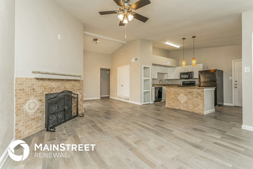 Building Photo - 4209 Driscoll Dr