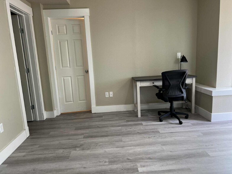 Building Photo - 9006 105 Ave SW