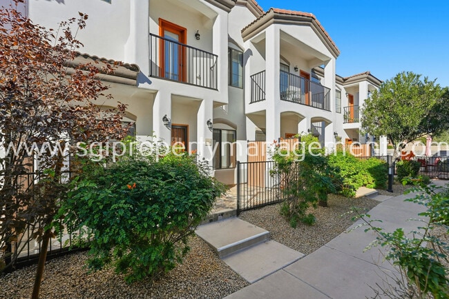 Building Photo - 3150 E Beardsley Rd