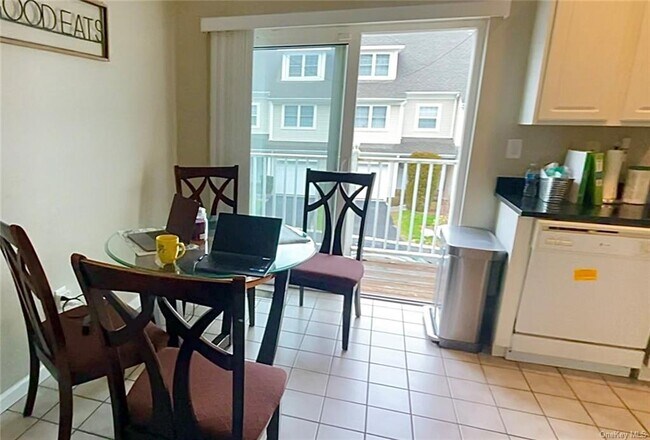 Building Photo - 54 Crystal Hill Dr