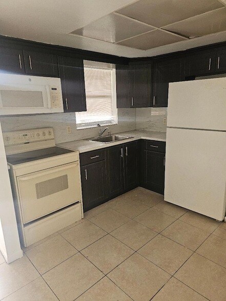 Building Photo - 101 NE 41st St