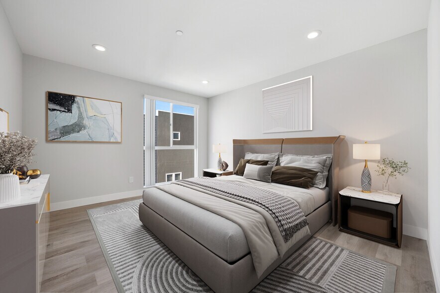 Building Photo - 2733 S La Brea Ave