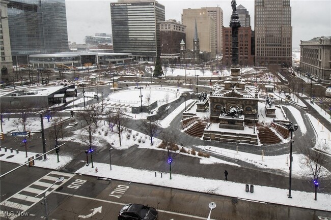 Building Photo - 140 Public Square