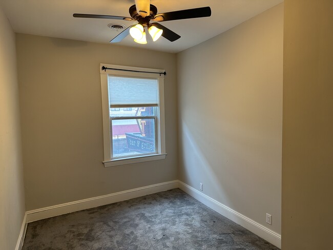 Building Photo - 14720 Detroit Ave