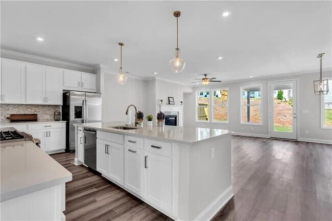 Building Photo - 6290 Bracken Brown Dr