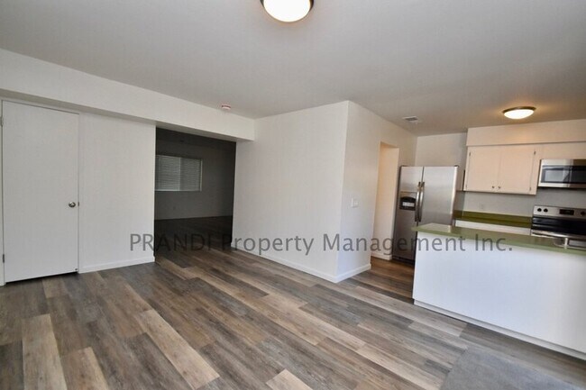 Building Photo - 110A Oliva Ct