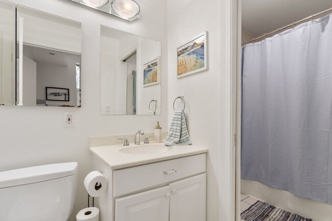 Building Photo - 130 Appleton St