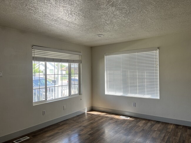Building Photo - 2650 S 8550 W