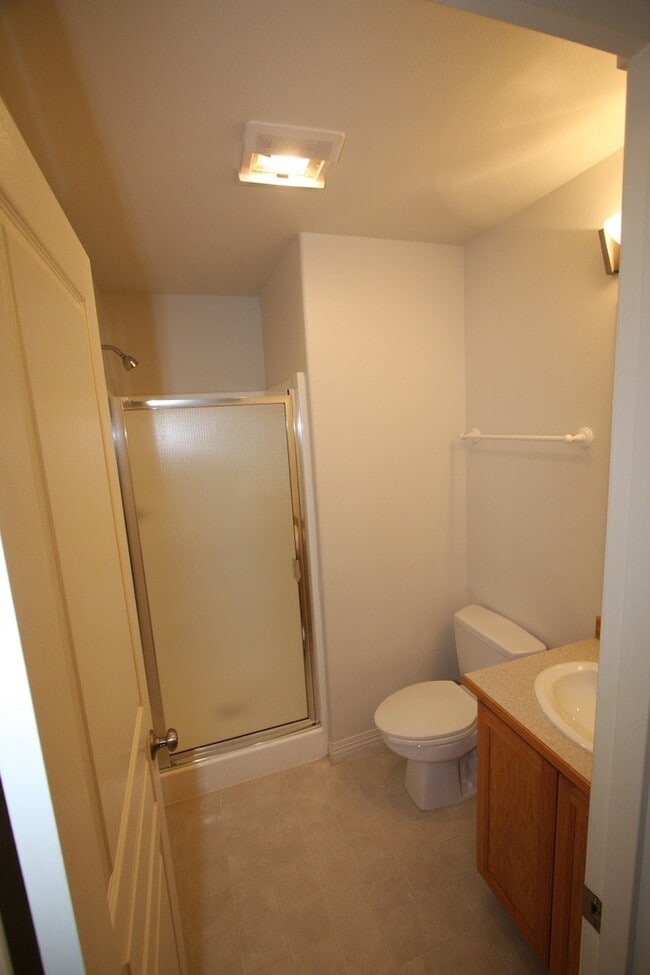 Building Photo - 1612 Beaver Pl