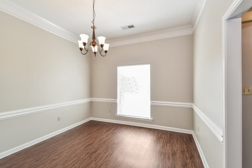 Building Photo - 13096 Claybourne Cove