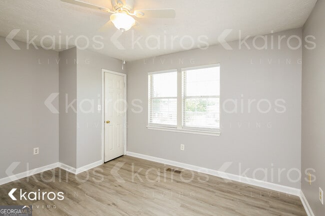 Building Photo - 105 Fawn Dr
