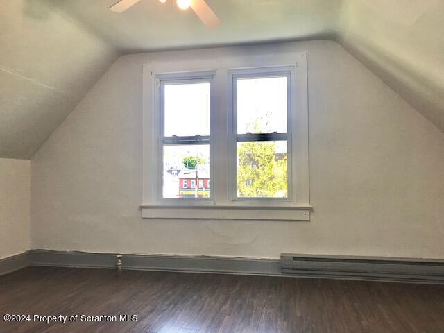 Building Photo - 425 Beech St