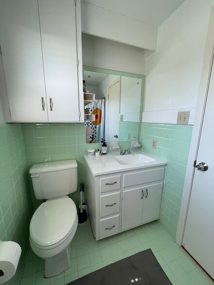 Building Photo - 407 East St