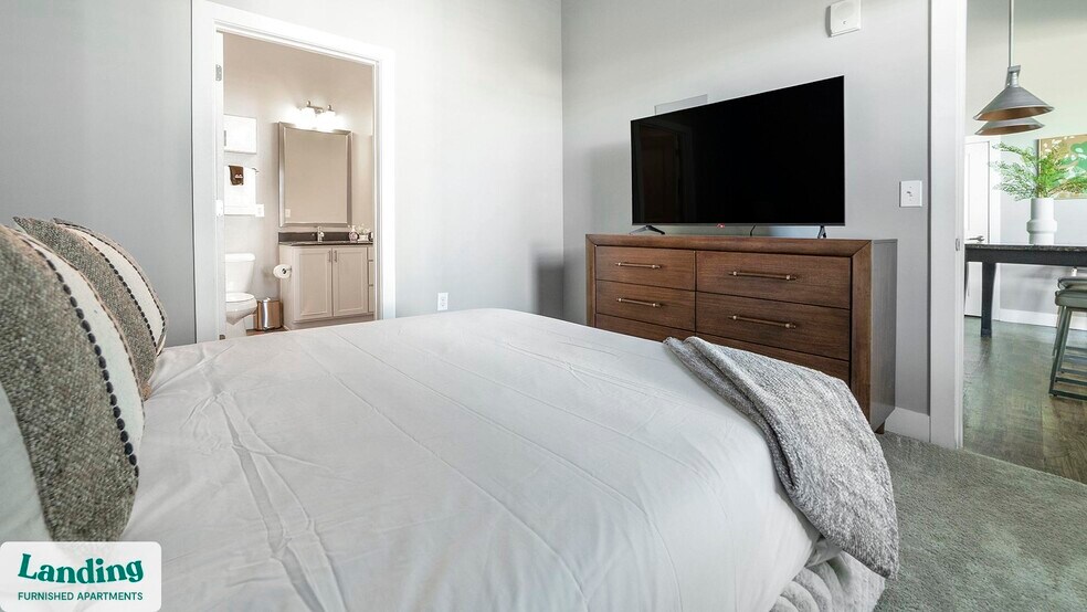 Building Photo - 41 E 9th Ave