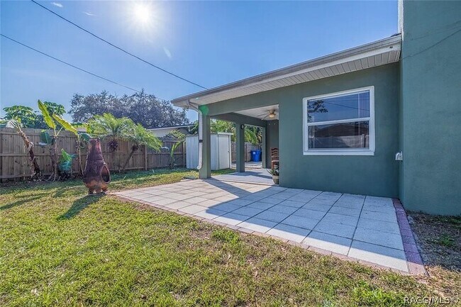 Building Photo - 2701 56th Ln N