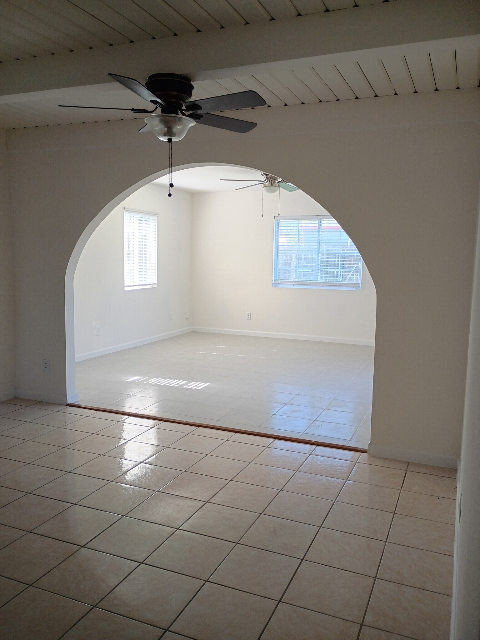 Building Photo - 5605 Layton Dr