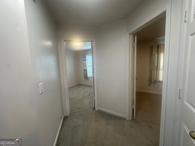 Building Photo - 7263 Sandpiper Way