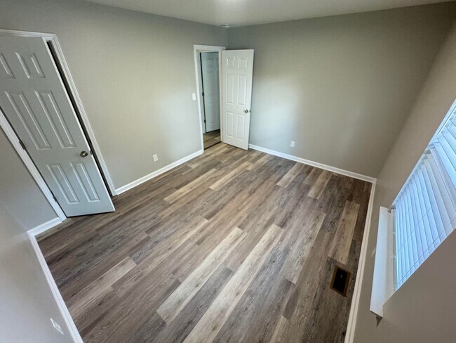 Building Photo - 2-bedroom Townhome in exciting Marshville!