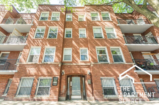 Building Photo - 2520 W Leland Ave