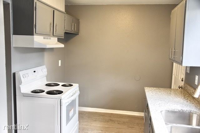 Building Photo - 3 br, 1 bath House - 6310 Brownleaf St