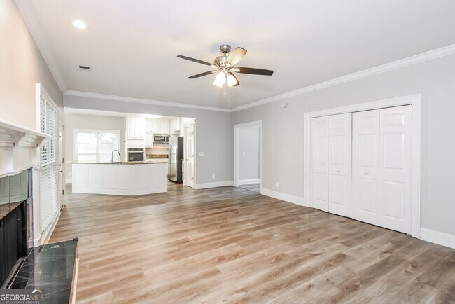 Building Photo - 1272 Channel Park SW
