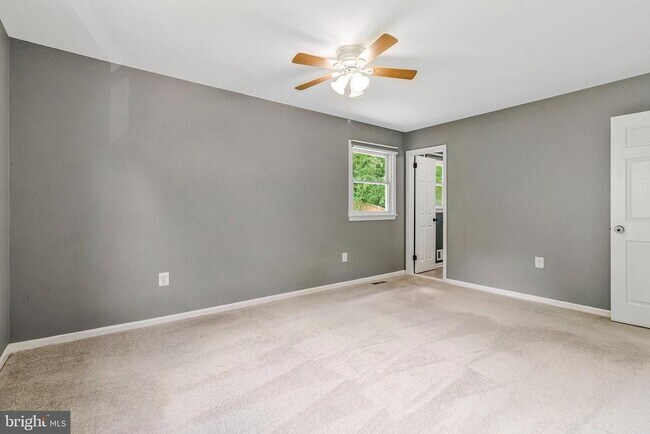 Building Photo - 7915 Journey Ln