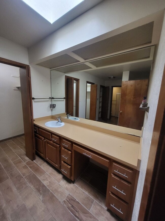 Building Photo - Sandia Heights Beauty 3 bedroom  2 bath