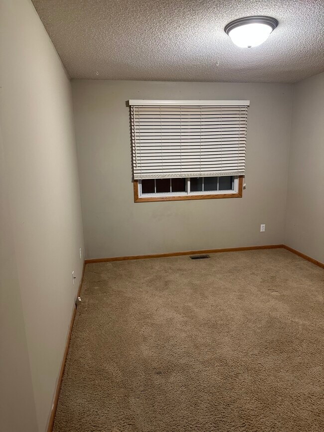 Building Photo - 8466 Kimball Dr