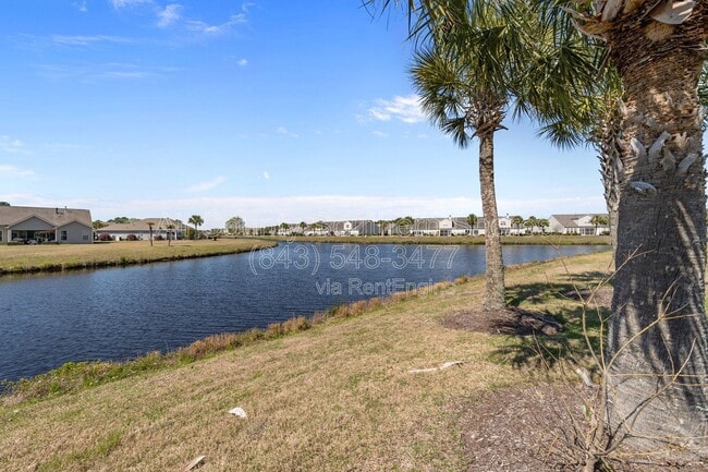 Building Photo - 264 Viareggio Road