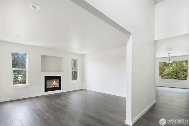 Building Photo - 319 Whitetail Lp