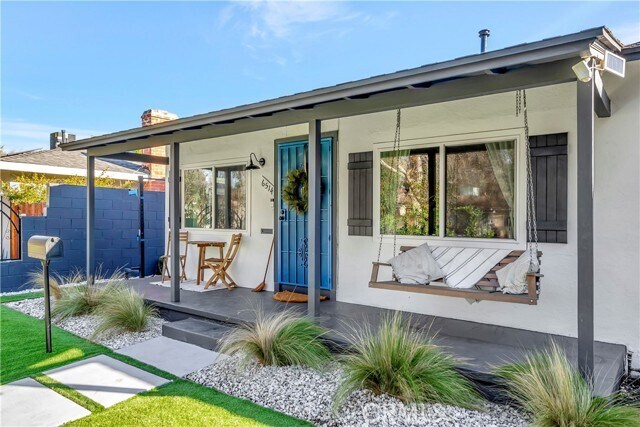 Building Photo - 6514 Coldwater Canyon Ave