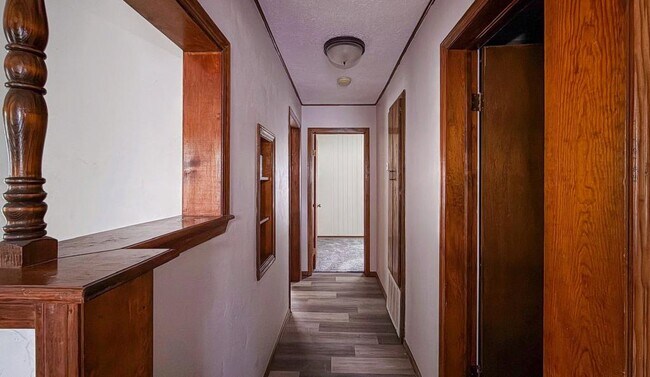 Building Photo - 613 W 23rd St