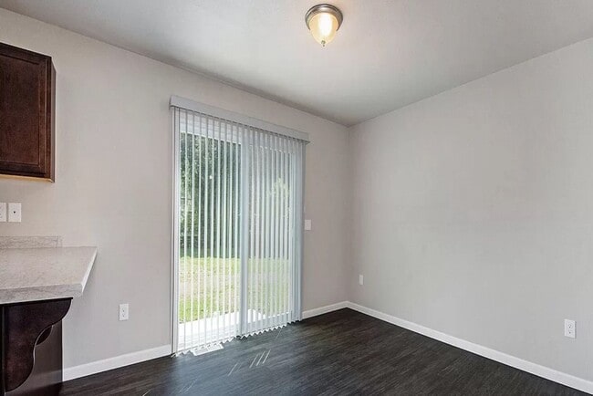 Building Photo - Newer Home for Lease in Richland